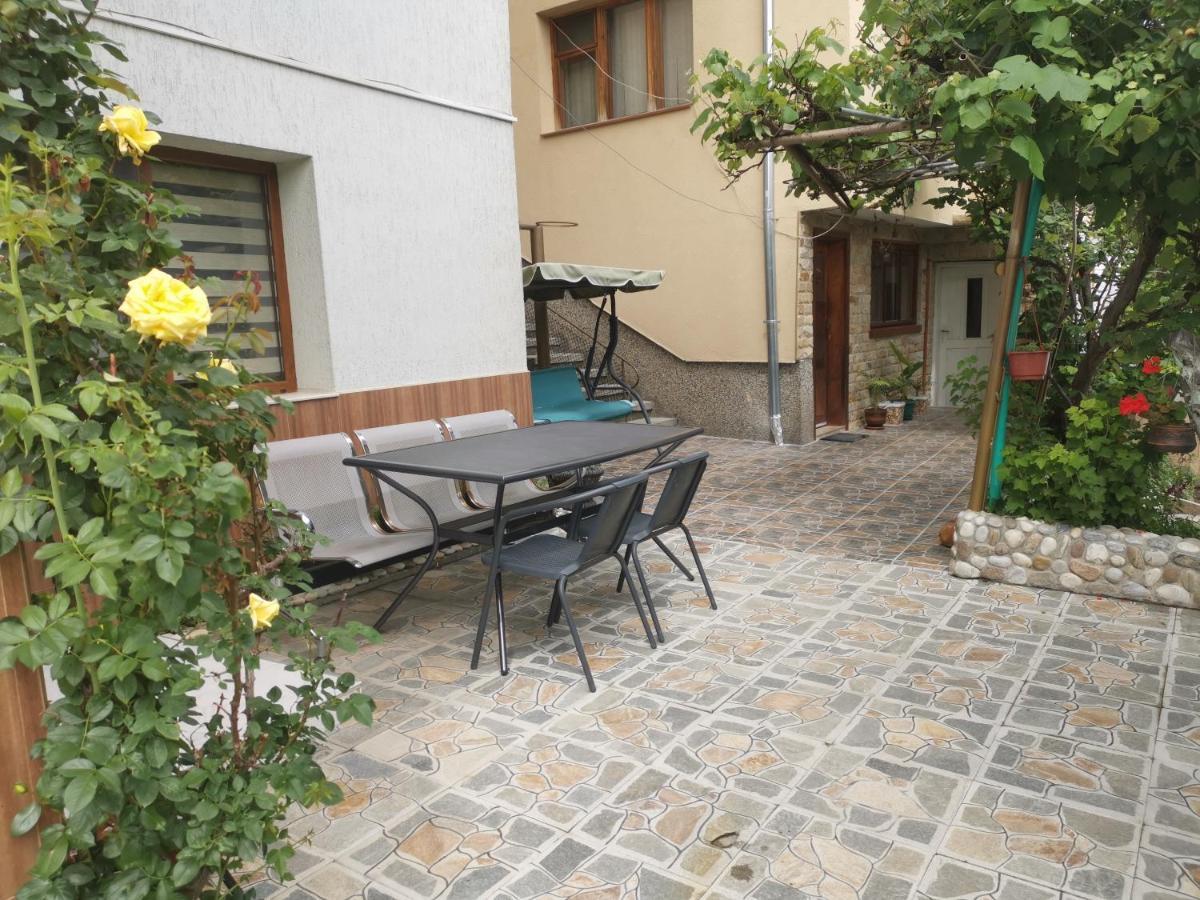 Guest House Milka Yagodina Extérieur photo